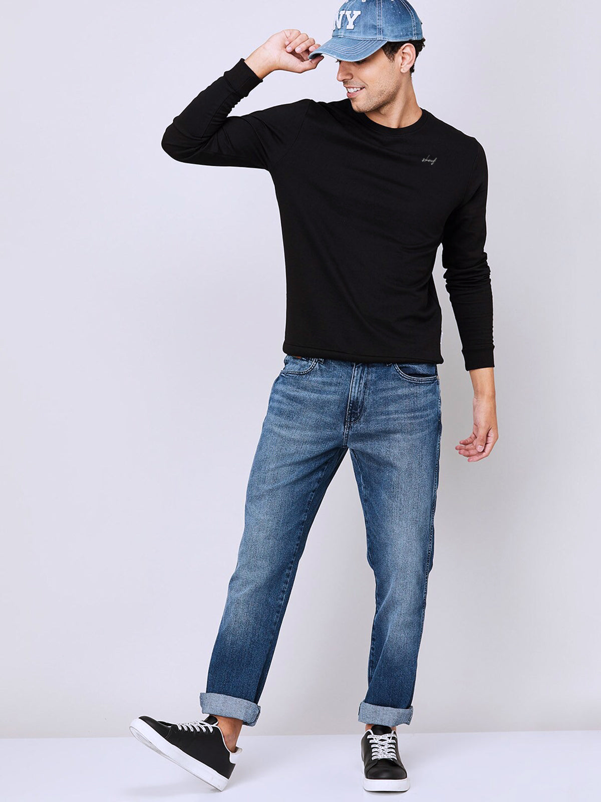 Signature Sweatshirt